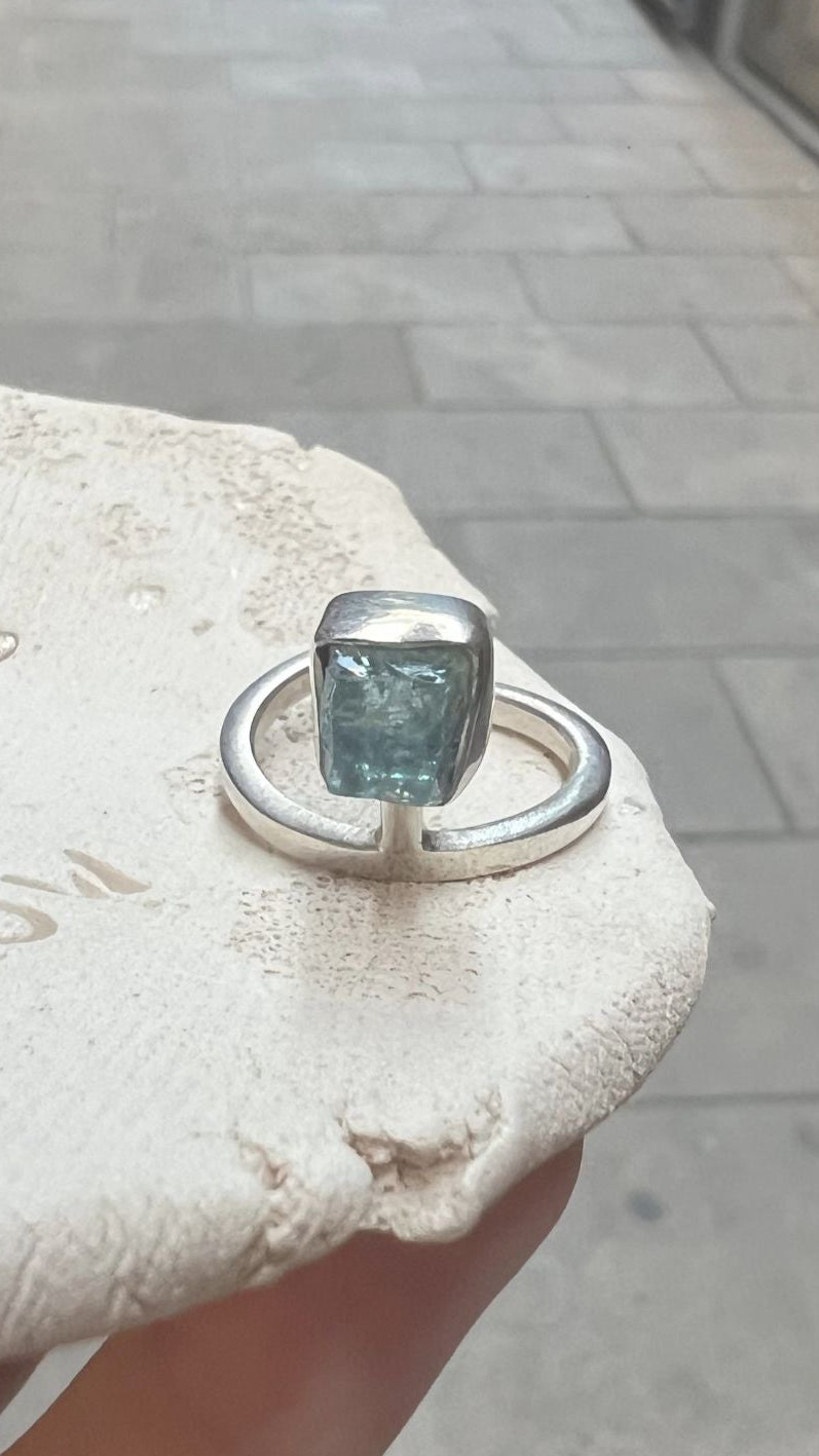 Anillo Aguamarina