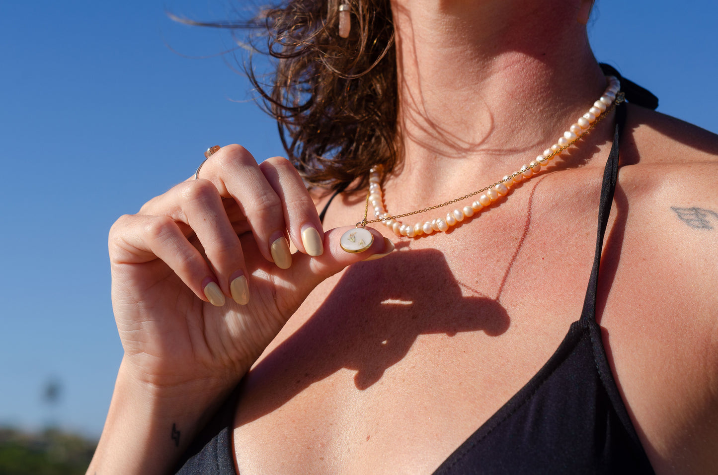 Delicate Flower Necklace – Minimal Botanical Jewelry