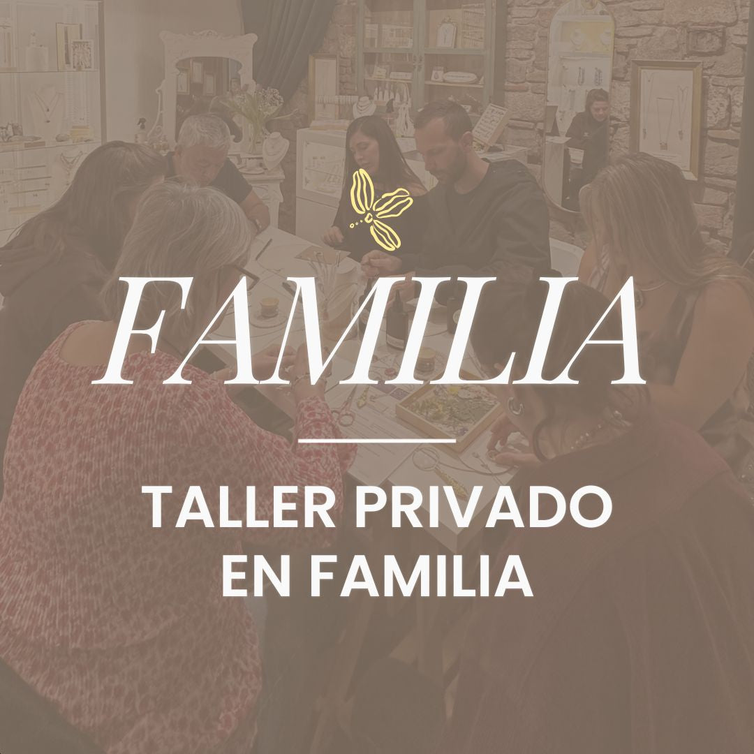 Atelier privé en famille à Barcelone : colliers de fleurs naturelles en résine chez MolaMon, El Born
