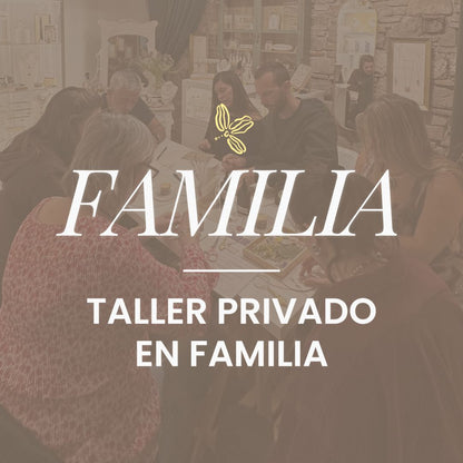 Atelier privé en famille à Barcelone : colliers de fleurs naturelles en résine chez MolaMon, El Born
