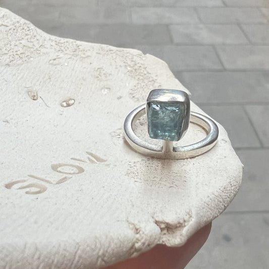 Anillo Aguamarina