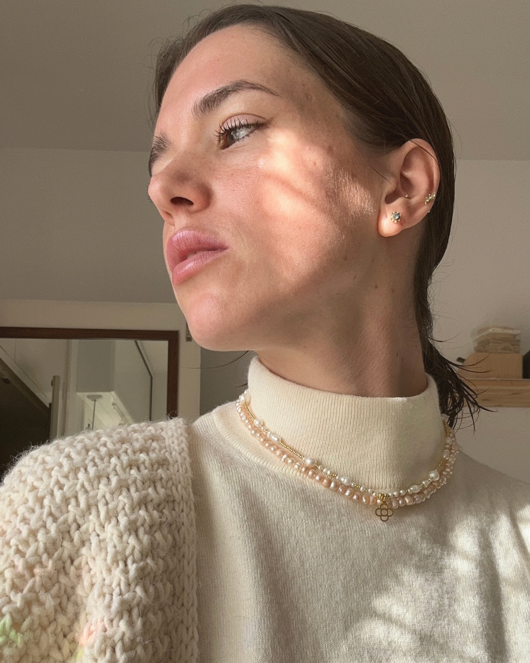 Collar de perlas de agua dulce naturales – joyería artesanal de El Born, Barcelona