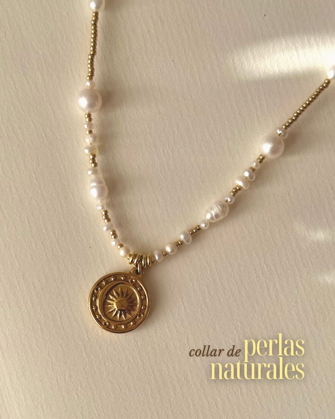 Collar de perlas de agua dulce naturales – hecho a mano en Barcelona
