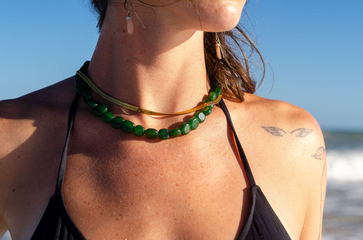 Collar de piedras naturales cuadradas – pieza única de MolaMon
