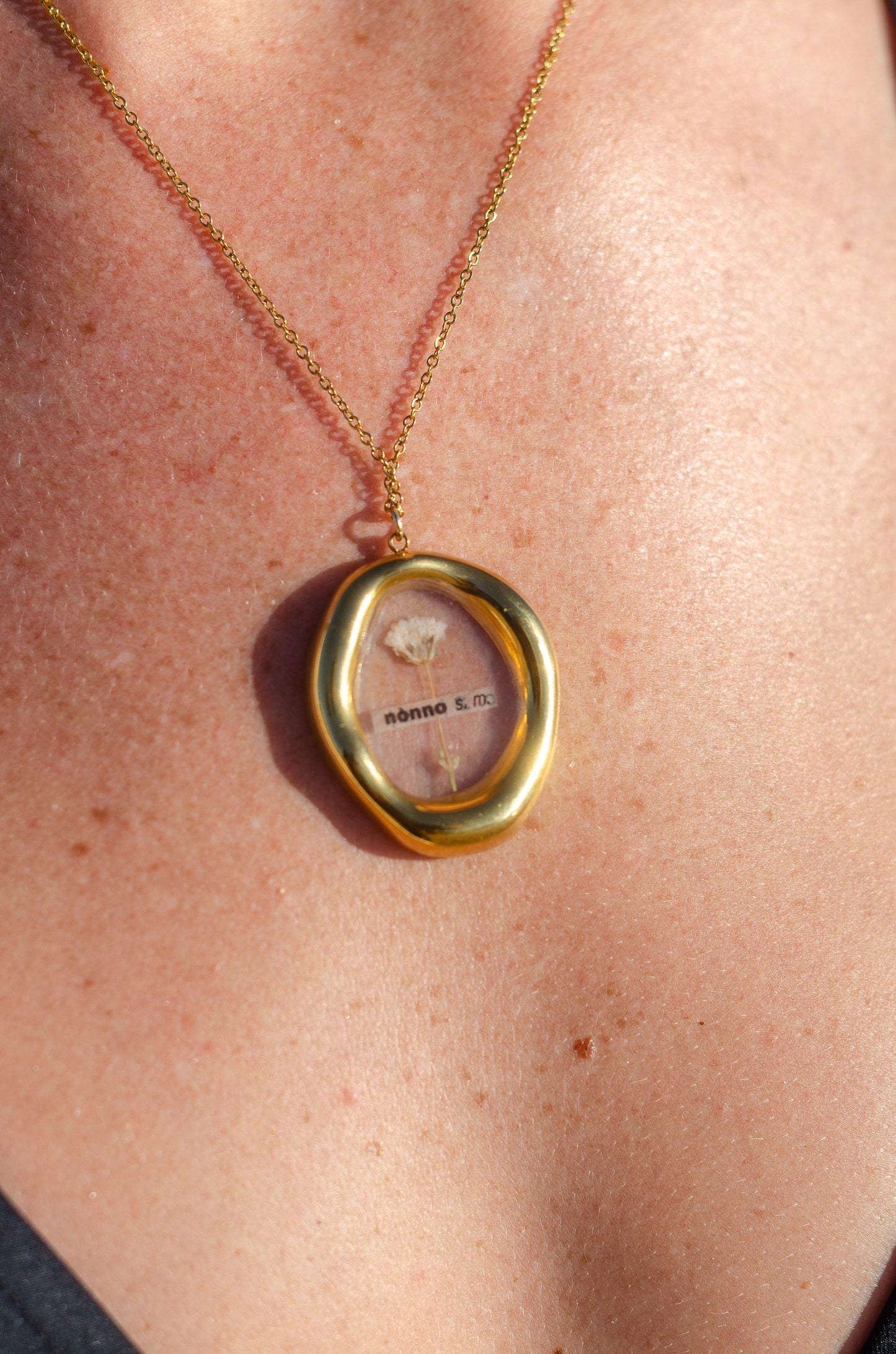 Real Flower Necklace – Handmade in Barcelona