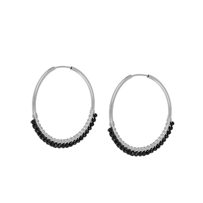 Pendientes de espinela negra natural – hecho a mano en Barcelona