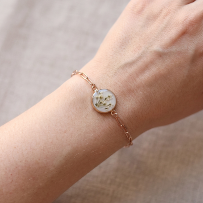 Pulsera de flores preservadas con milenrama natural – pieza única de MolaMon